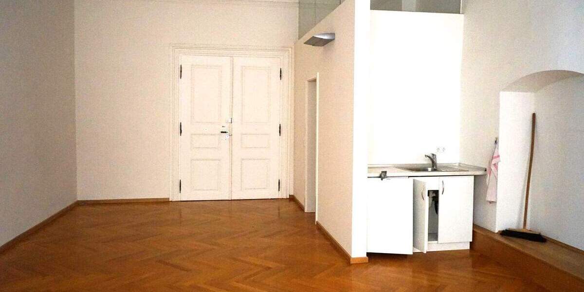 Gewerbeobjekt Regensburg Innenstadt - 4 Zimmer, 128 m&sup2;, 1.650&euro; | Angebot:24781513