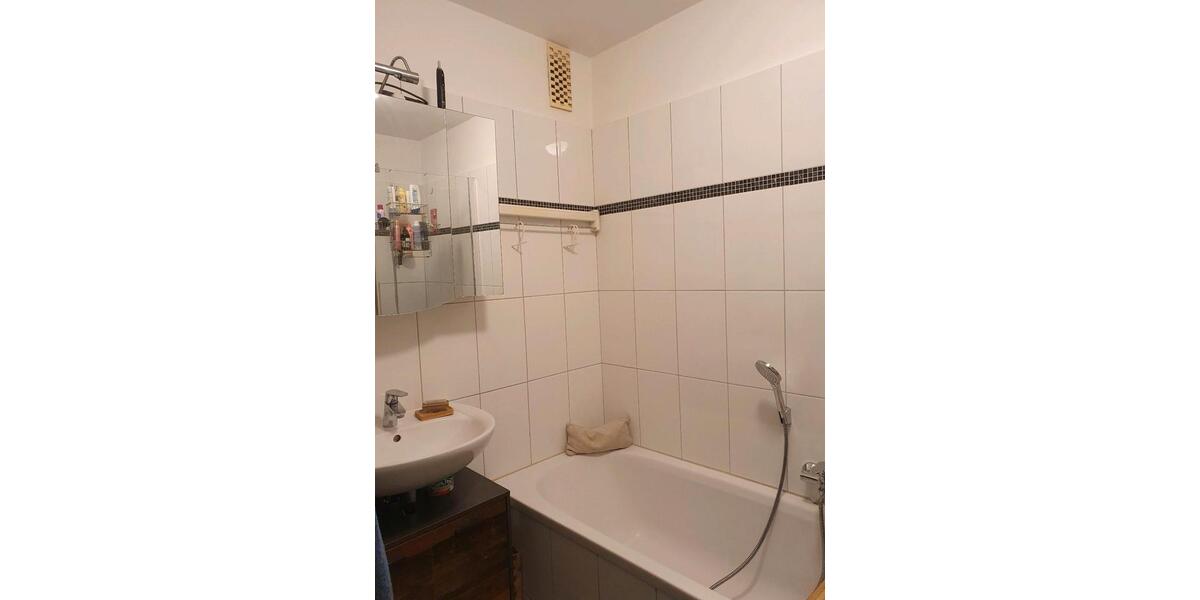 Etagenwohnung Bielefeld Jöllenbeck - 3 Zimmer, 86 m&sup2;, 817&euro; | Angebot:26278537