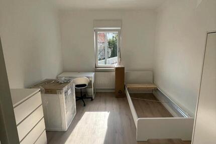 Wohnung Esslingen am Neckar - 1 Zimmer, 14 m&sup2;, 550&euro; | Angebot:26617463