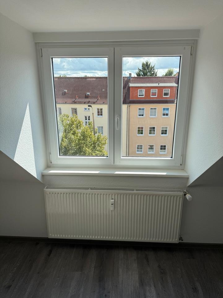 Schöne kleine Zweiraum Wohnung zu vermieten
