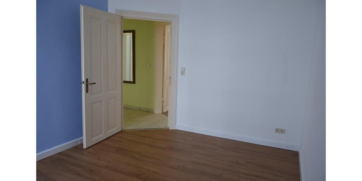 Erdgeschoßwohnung Einbeck - 4 Zimmer, 103 m&sup2;, 950&euro; | Angebot:26665192