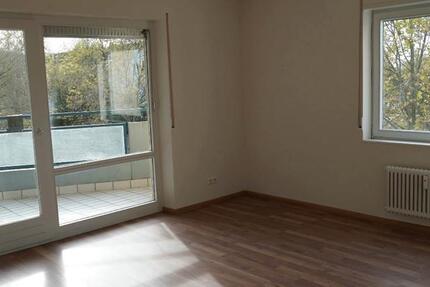 Wohnung Freiburg im Breisgau Brühl - 4 Zimmer, 96 m&sup2;, 1.600&euro; | Angebot:25286370