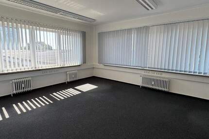 Gewerbeobjekt Hamburg Billbrook - 6 Zimmer, 180 m&sup2;, 1.962&euro; | Angebot:26741216