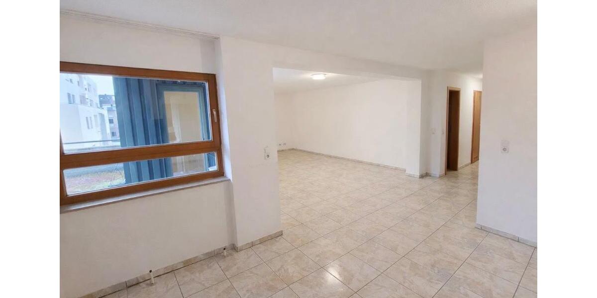 Etagenwohnung Uhingen - 3 Zimmer, 90 m&sup2;, 1.300&euro; | Angebot:25922230