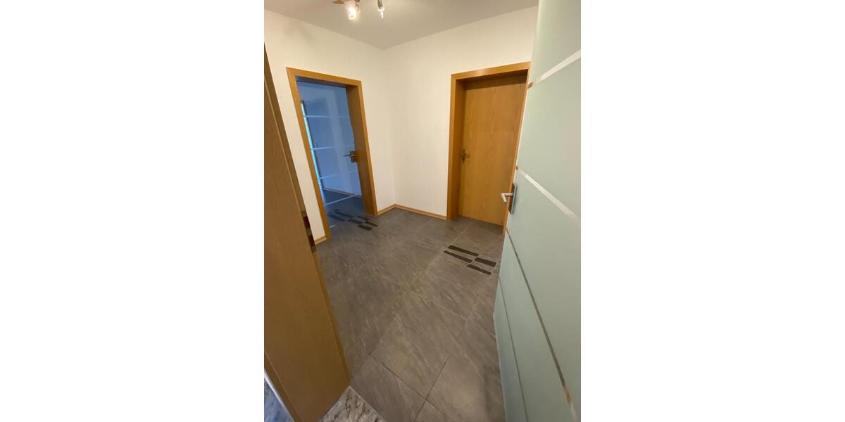 Etagenwohnung Vorbach - 3 Zimmer, 145 m&sup2;, 1.030&euro; | Angebot:24658417