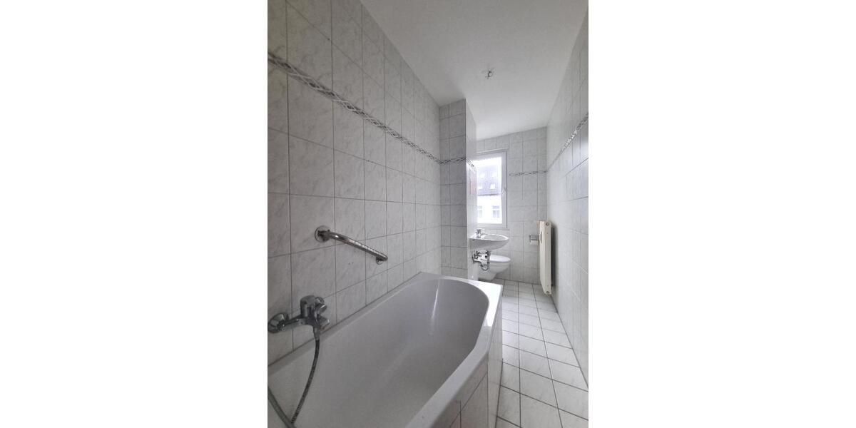 Etagenwohnung Köthen (Anhalt) - 2 Zimmer, 45 m&sup2;, 293&euro; | Angebot:24703077
