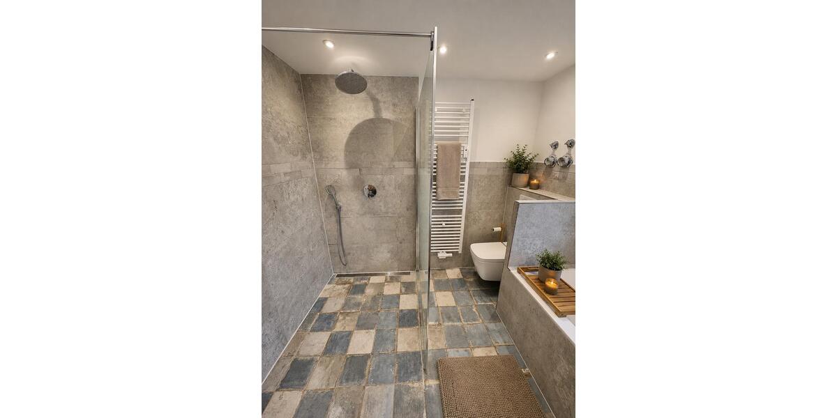 Etagenwohnung March - 3.5 Zimmer, 115 m&sup2;, 2.020&euro; | Angebot:26701928