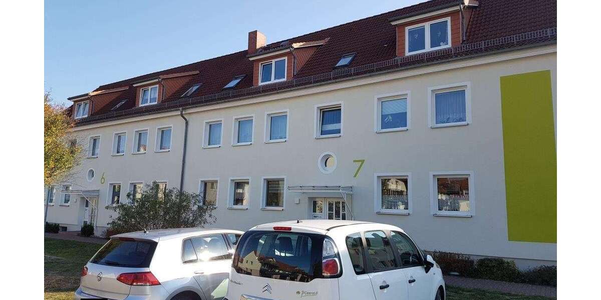 Etagenwohnung Parchim - 4 Zimmer, 95 m&sup2;, 700&euro; | Angebot:25089260
