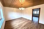 Einfamilienhaus Oberdachstetten - 8 Zimmer, 173 m&sup2;, 1.200&euro; | Angebot:26657158
