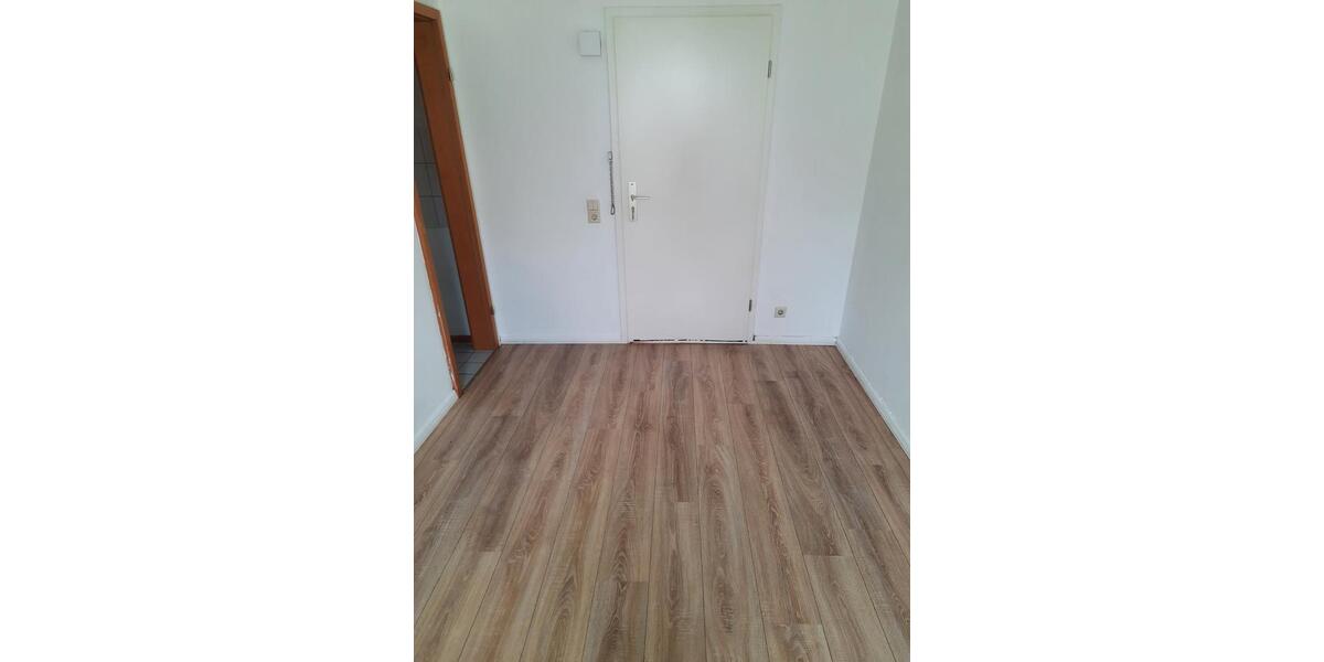 Dachgeschoßwohnung Flensburg - 1 Zimmer, 35 m&sup2;, 450&euro; | Angebot:26646831