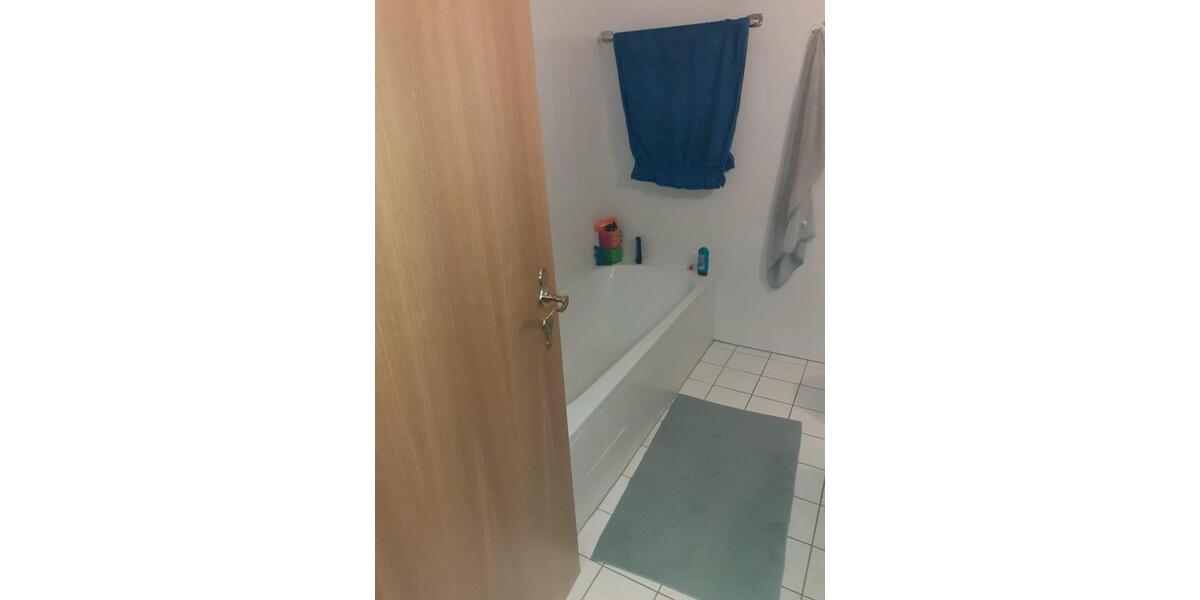 Schöne 2 Zimmer DG-Wohnung in Preußisch-Oldendorf zu vermieten (08) (ID 614) 2 zimmer