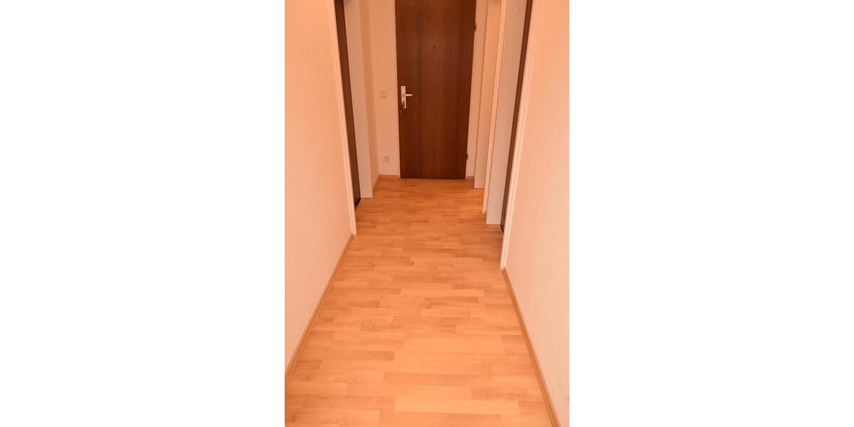 Etagenwohnung Unterhaching - 3 Zimmer, 70 m&sup2;, 1.750&euro; | Angebot:26226424