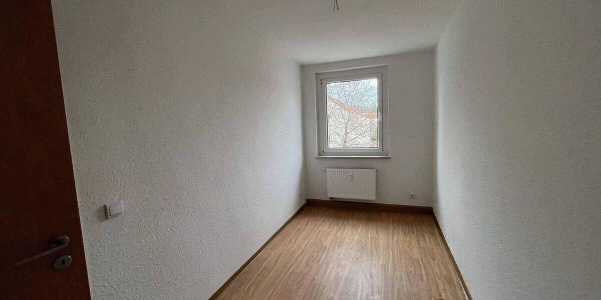 Etagenwohnung Zwickau Marienthal - 3 Zimmer, 56 m&sup2;, 249&euro; | Angebot:26834773