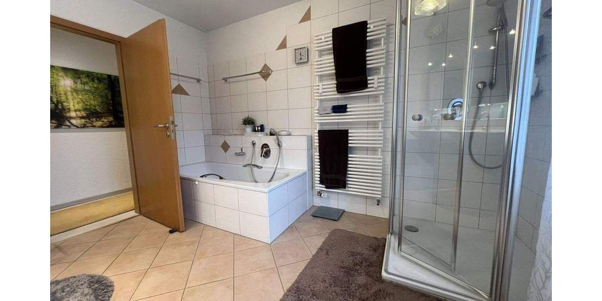 Etagenwohnung Weilheim Unterbierbronnen - 3 Zimmer, 162 m&sup2;, 1.300&euro; | Angebot:24974652