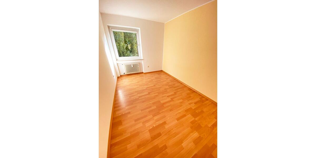 Etagenwohnung Bonn Bad Godesberg - 3 Zimmer, 82 m&sup2;, 950&euro; | Angebot:24623823