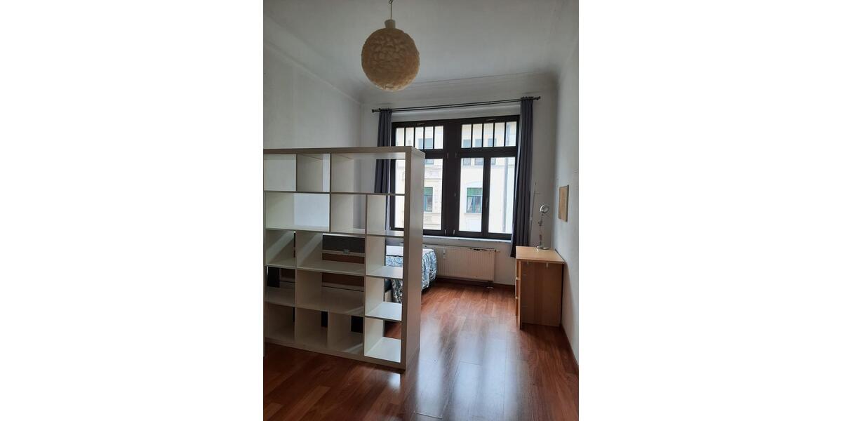 Etagenwohnung Berlin Mitte - 5 Zimmer, 110 m&sup2;, 300&euro; | Angebot:26619893