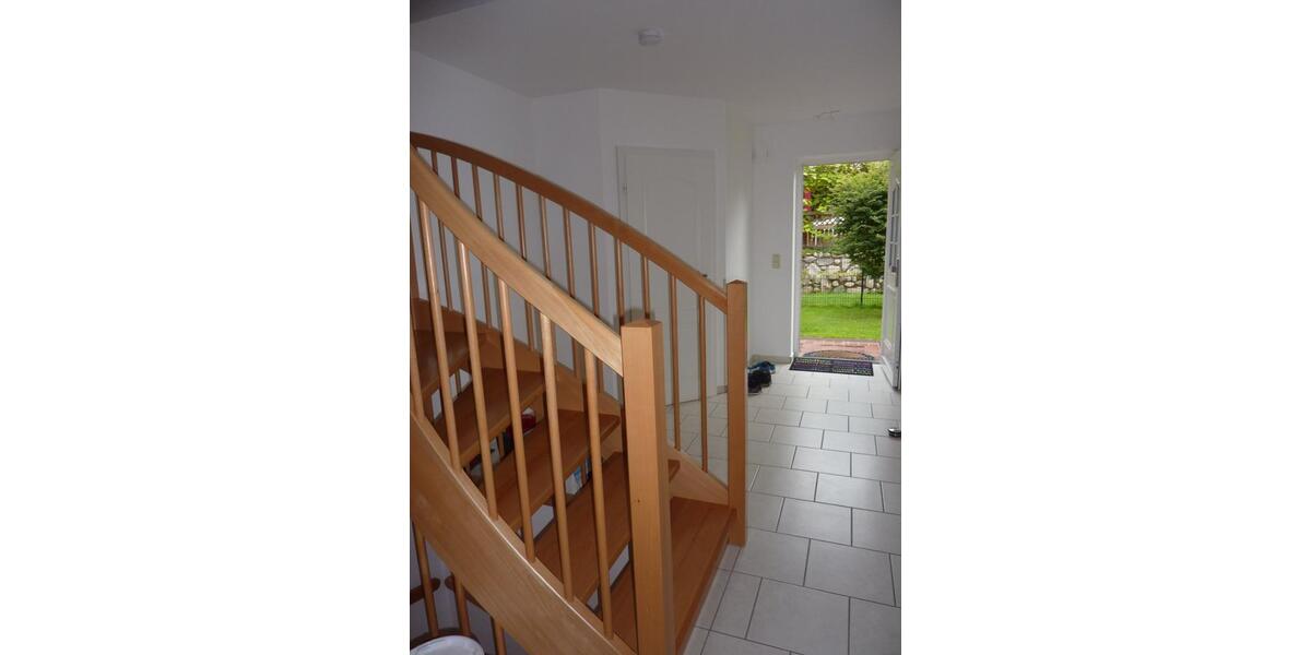 Doppelhaushälfte Pinneberg - 5 Zimmer, 145 m&sup2;, 1.650&euro; | Angebot:24679859