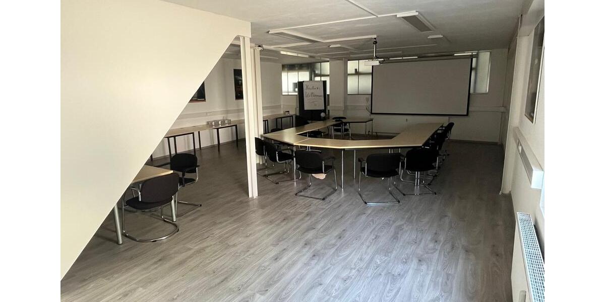 Gewerbehalle inkl. Hoffläche 944qm Veitshöchheim zu vermieten zimmer