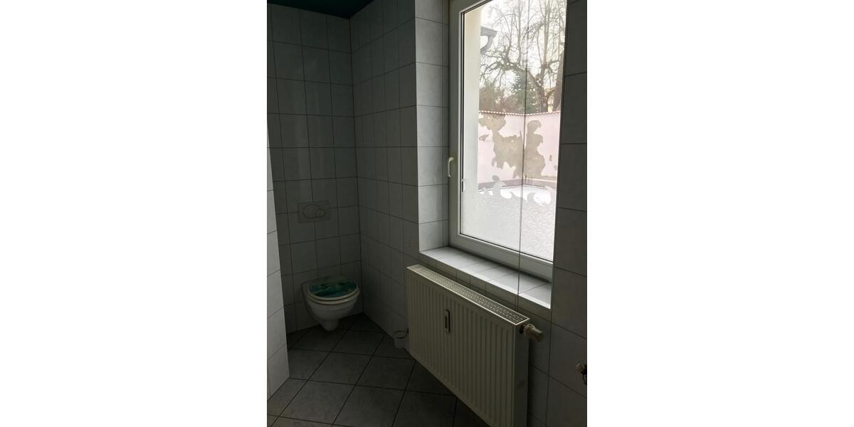 Erdgeschoßwohnung Raguhn-Jeßnitz Jeßnitz (Anhalt) - 2 Zimmer, 68 m&sup2;, 665&euro; | Angebot:25614526