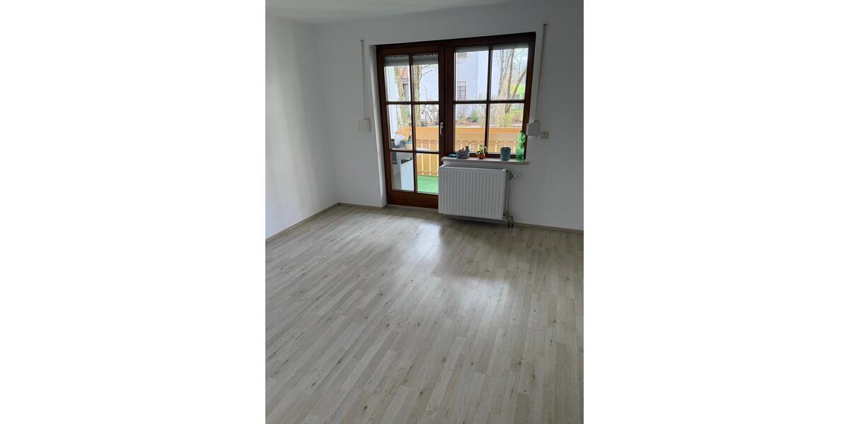 Erdgeschoßwohnung Landsberg am Lech Ellighofen - 3 Zimmer, 80 m&sup2;, 1.300&euro; | Angebot:26047332