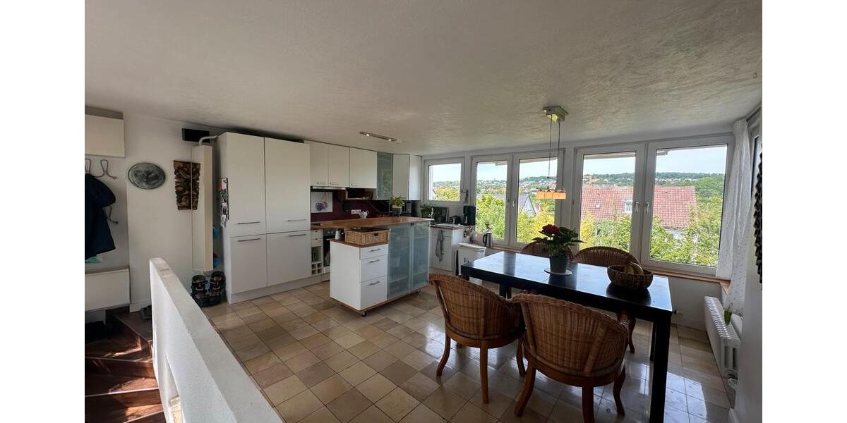 Maisonettenwohnung Stuttgart Vaihingen - 5 Zimmer, 140 m&sup2;, 2.150&euro; | Angebot:26548944