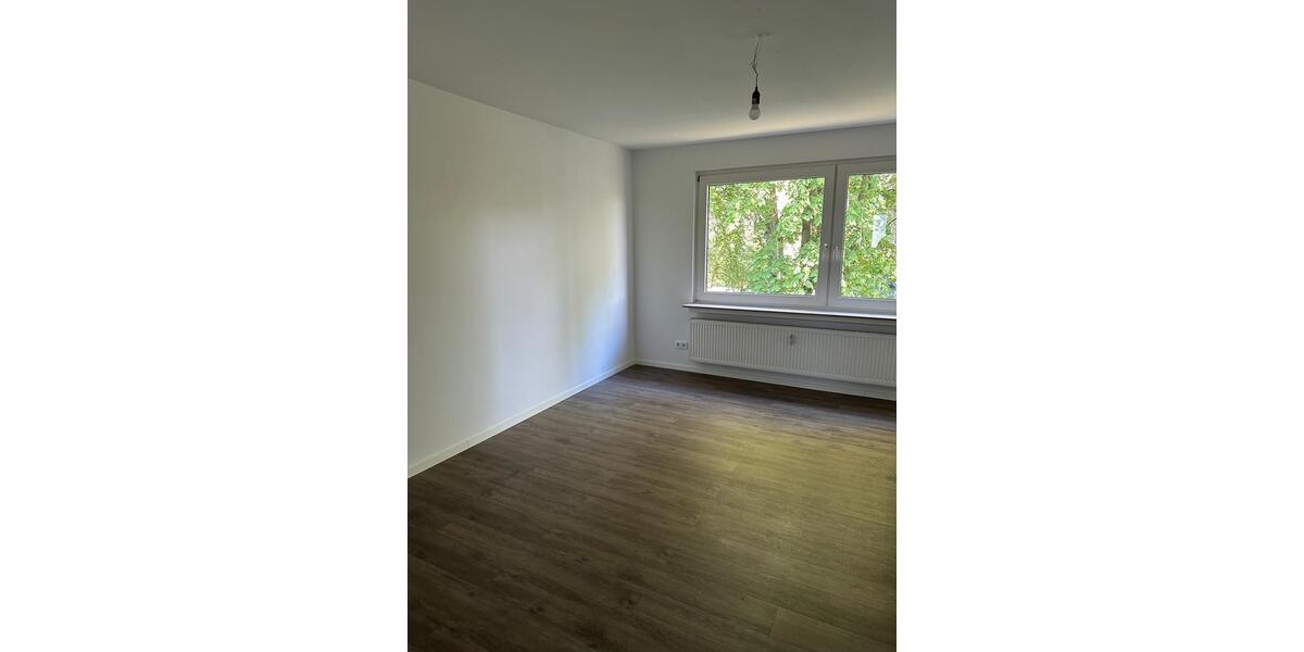 Etagenwohnung Duisburg Duisburg-Mitte - 4.5 Zimmer, 85 m&sup2;, 905&euro; | Angebot:26605395