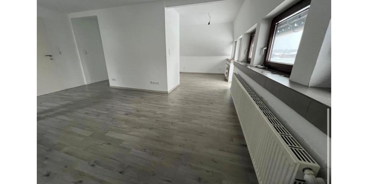 Dachgeschoßwohnung Rodewald - 3 Zimmer, 100 m&sup2;, 950&euro; | Angebot:26387251