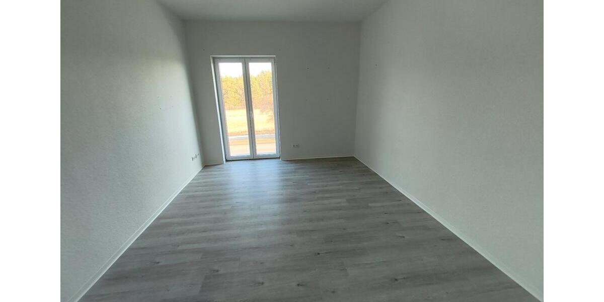 Etagenwohnung Lauta - 4 Zimmer, 136 m&sup2;, 1.159&euro; | Angebot:24395963