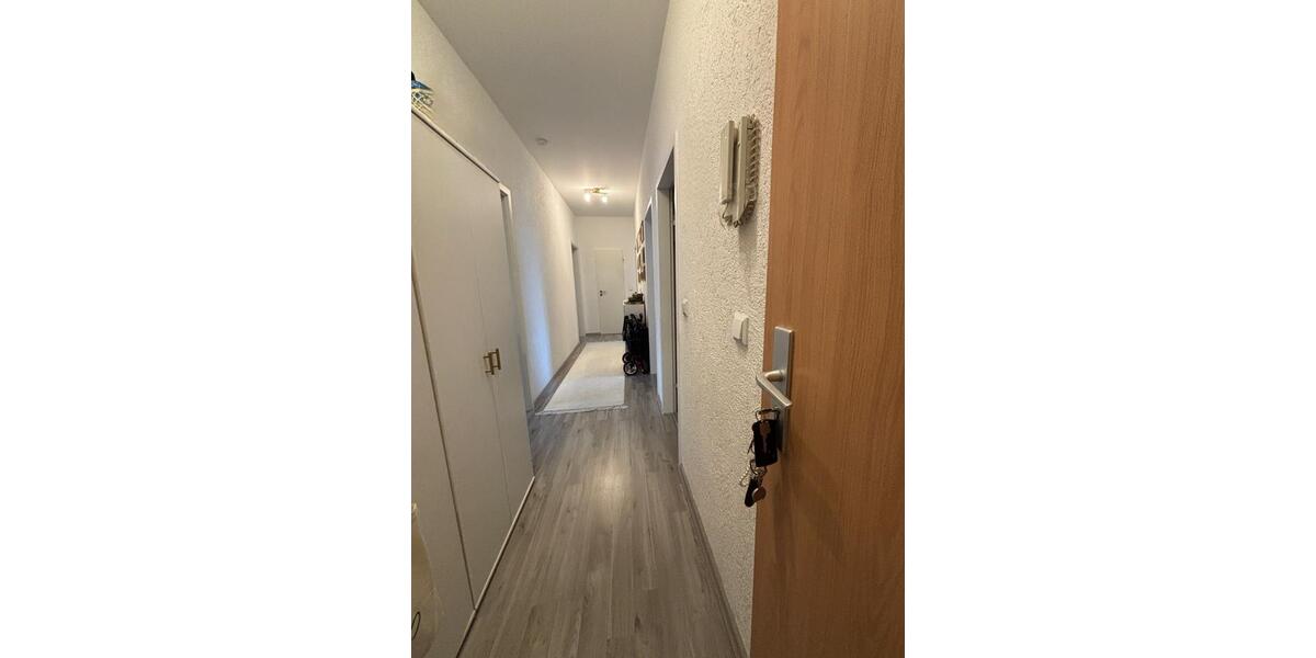 Etagenwohnung Duisburg Hamborn - 3 Zimmer, 73 m&sup2;, 1.015&euro; | Angebot:25162142