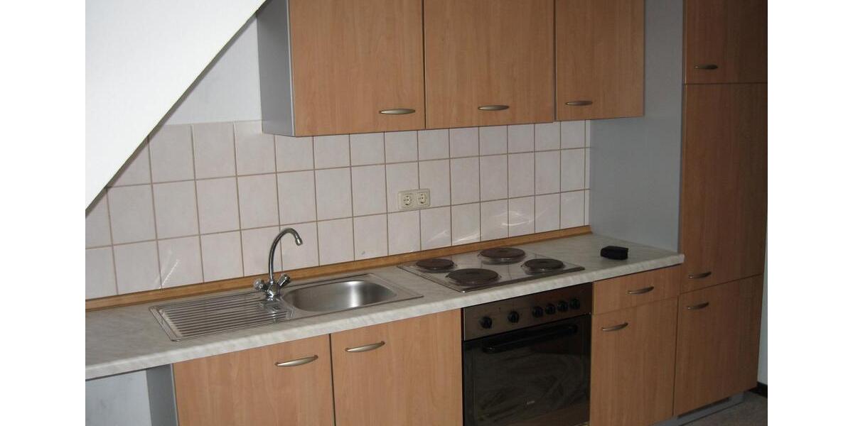 Dachgeschoßwohnung Schwalmstadt - 2 Zimmer, 65 m&sup2;, 390&euro; | Angebot:26592079