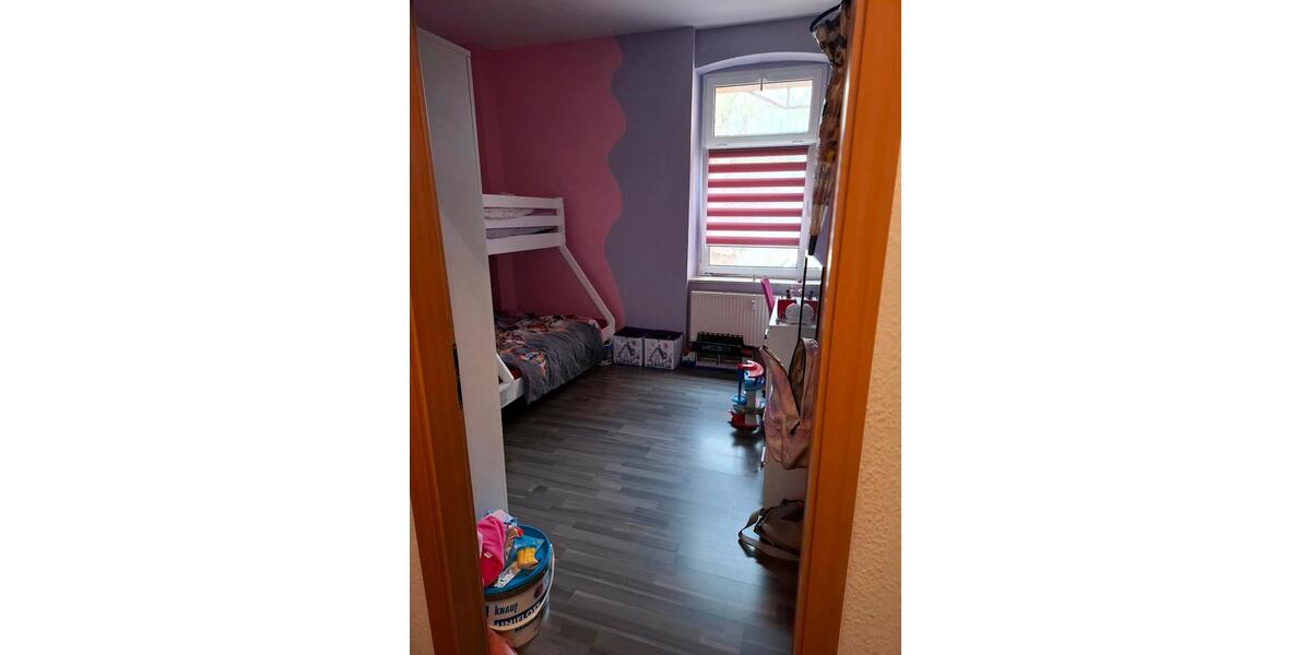 Erdgeschoßwohnung Apolda - 4 Zimmer, 98 m&sup2;, 915&euro; | Angebot:25832417