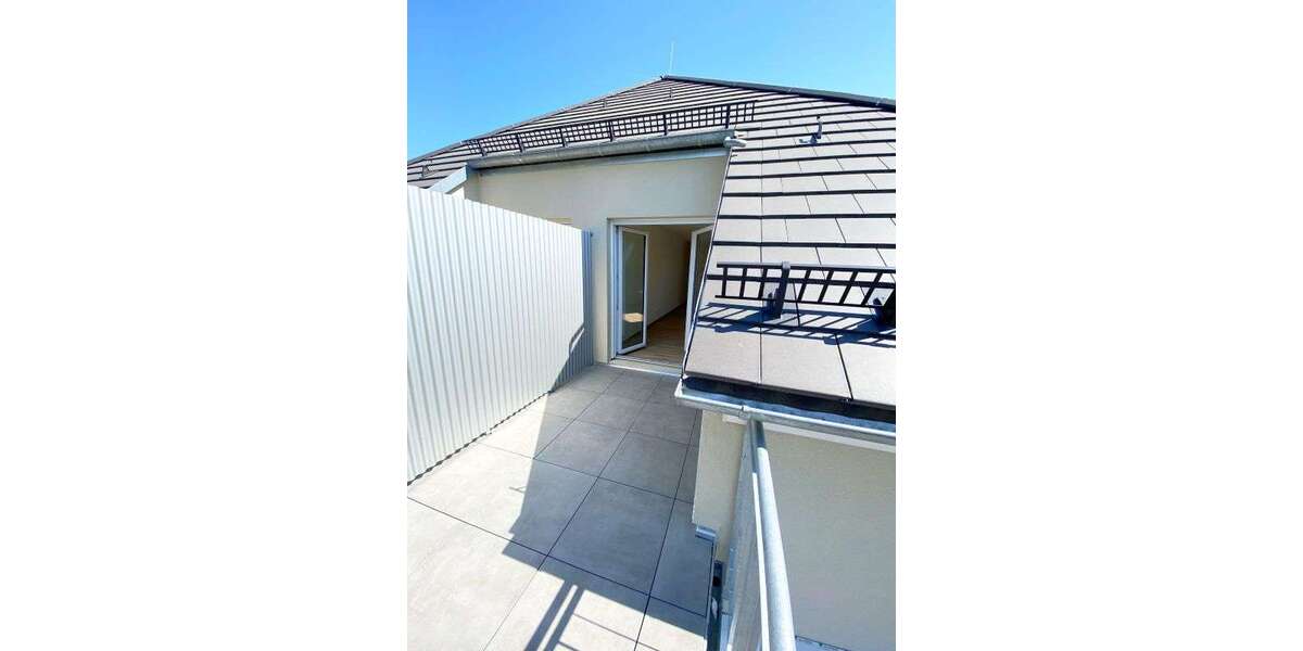 Etagenwohnung Wiesbaden - 4 Zimmer, 120 m&sup2;, 2.200&euro; | Angebot:25407084