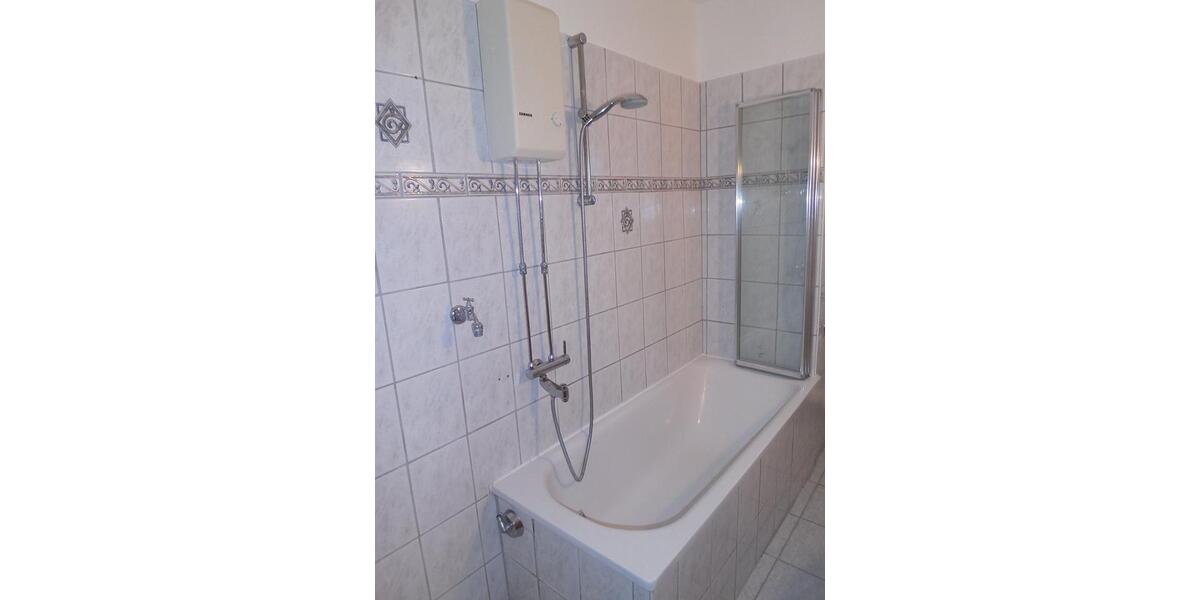 Dachgeschoßwohnung Emmelshausen - 3 Zimmer, 66 m&sup2;, 450&euro; | Angebot:24888018