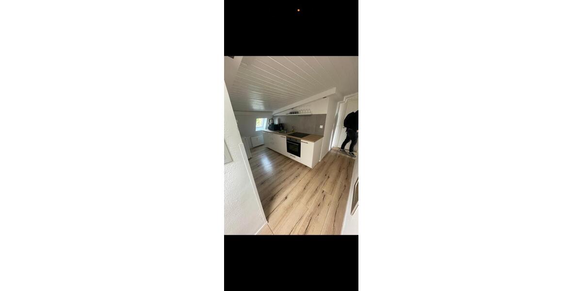 Dachgeschoßwohnung Molfsee - 3 Zimmer, 77 m&sup2;, 1.050&euro; | Angebot:26546890