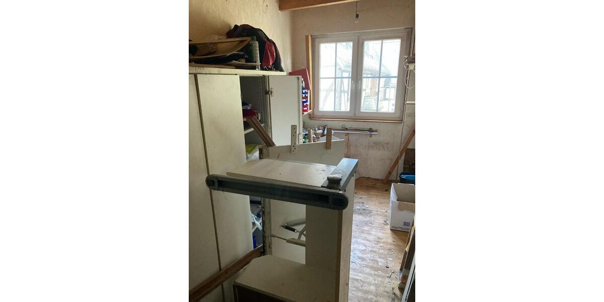 Doppelhaushälfte Olpe - 12 Zimmer, 200 m&sup2;, 1.250&euro; | Angebot:23580942