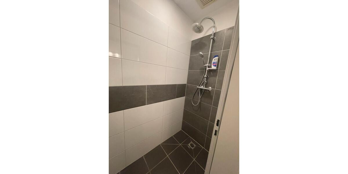Wohnen auf Zeit Lingen (Ems) Damaschke - 5 Zimmer, 200 m&sup2;, 20&euro; | Angebot:16832197