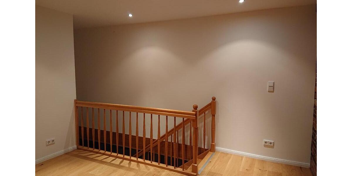 Dachgeschoßwohnung Balge - 2.5 Zimmer, 120 m&sup2;, 700&euro; | Angebot:24667348