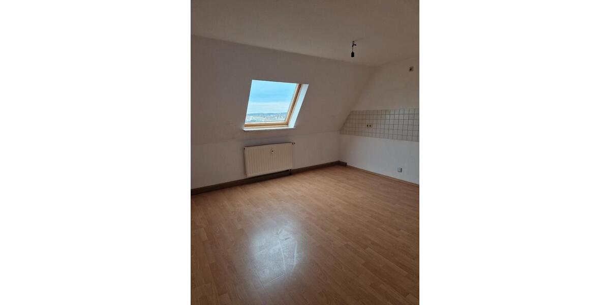 Etagenwohnung Falkenstein/Vogtland Vogtland - 3 Zimmer, 81 m&sup2;, 450&euro; | Angebot:26213075