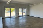 Interessante Lagerhalle mit Laderampen u. Bürofläche - Gewerbeobjekt Steyerberg | Angebot:26858109