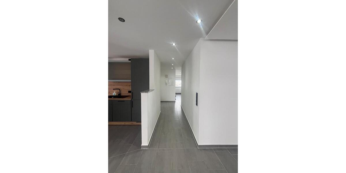 Dachgeschoßwohnung Limburg an der Lahn - 3 Zimmer, 105 m&sup2;, 830&euro; | Angebot:24695299