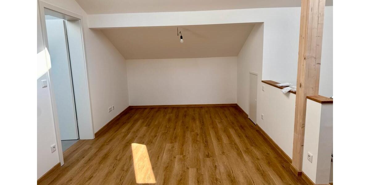 Maisonettenwohnung Kirchroth - 3 Zimmer, 83 m&sup2;, 1.035&euro; | Angebot:26548468
