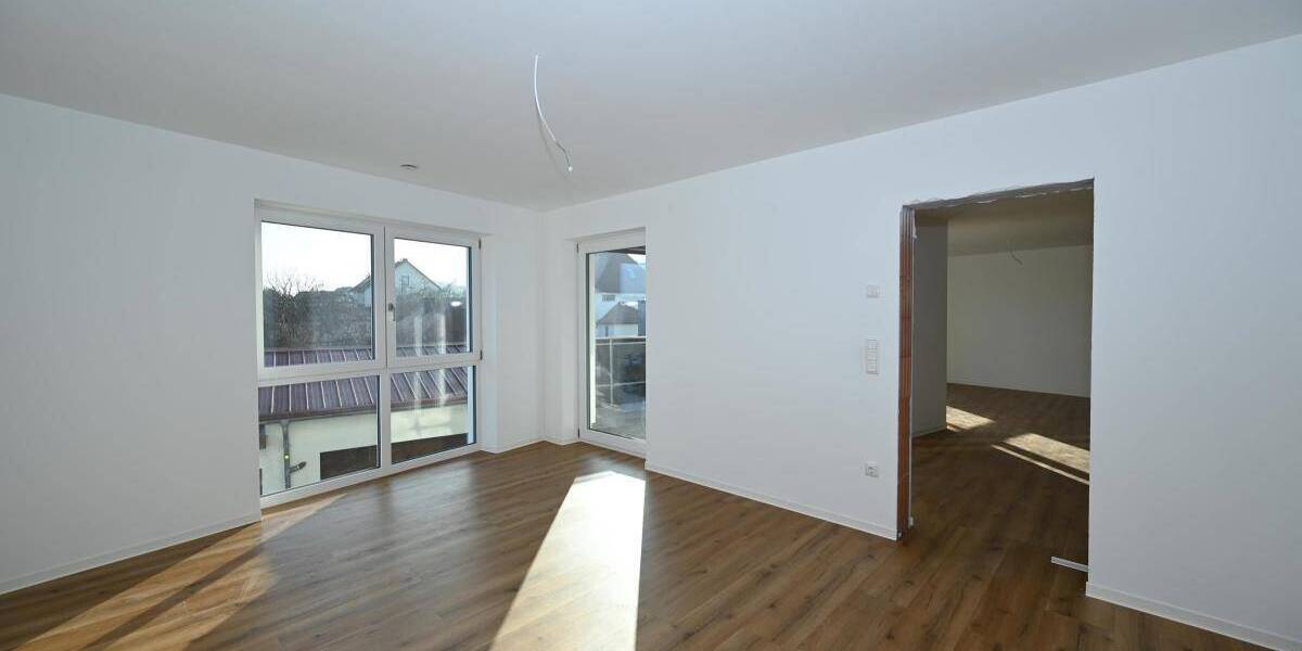 Etagenwohnung Seubersdorf - 4 Zimmer, 123 m&sup2;, 1.090&euro; | Angebot:26740274