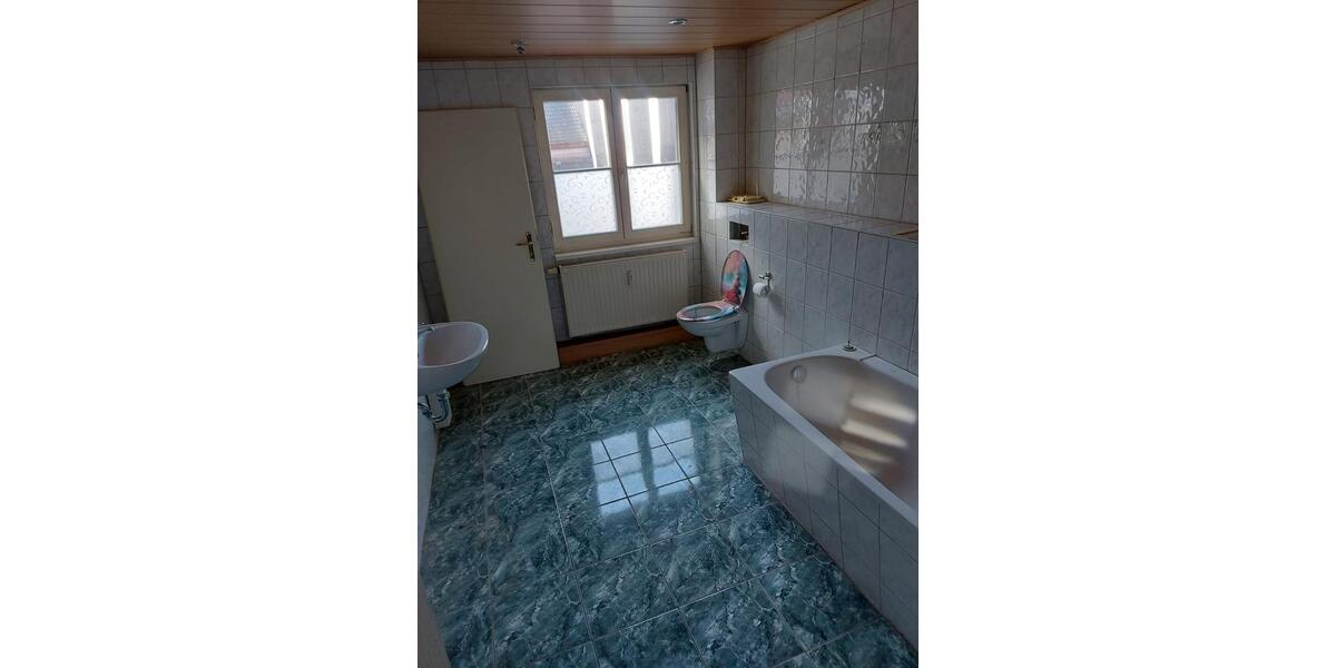 Etagenwohnung Bad Frankenhausen/Kyffhäuser Kyffhäuser - 3 Zimmer, 89 m&sup2;, 455&euro; | Angebot:26003735