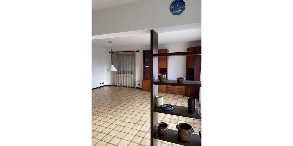 Einfamilienhaus Neuwied - 4 Zimmer, 125 m&sup2;, 1.100&euro; | Angebot:25023014