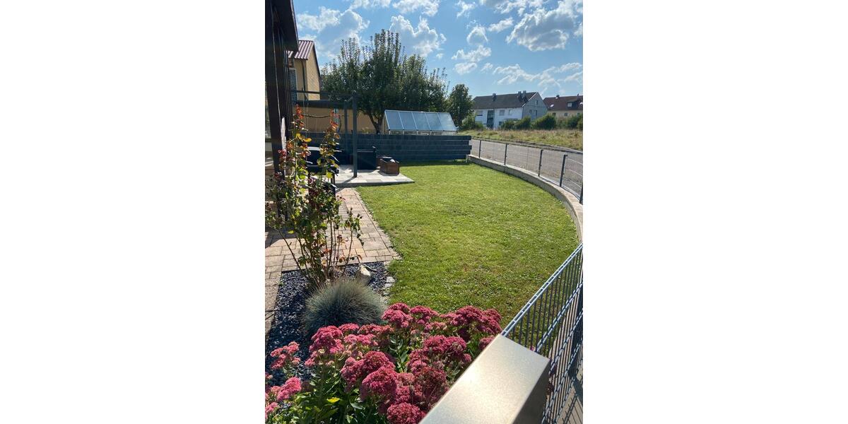 Etagenwohnung Kösching - 3 Zimmer, 80 m&sup2;, 1.090&euro; | Angebot:26546259