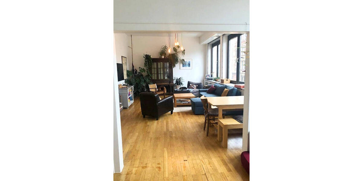 Etagenwohnung Saarbrücken St Johann - 3 Zimmer, 100 m&sup2;, 950&euro; | Angebot:25898087