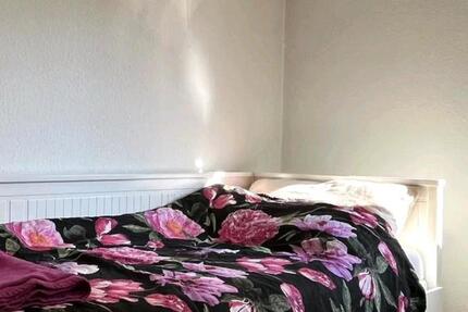 Zimmer frei in Mädels-WG 1 zimmer