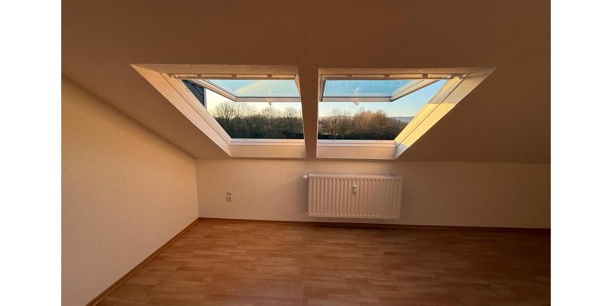 Dachgeschoßwohnung Hagen Hagen-Nord - 3.5 Zimmer, 80 m&sup2;, 950&euro; | Angebot:26517473