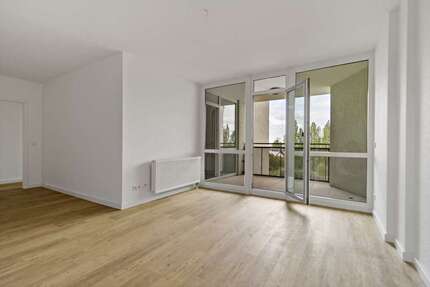 Wohnung zum Mieten in Halle 750 € 74.98 m²