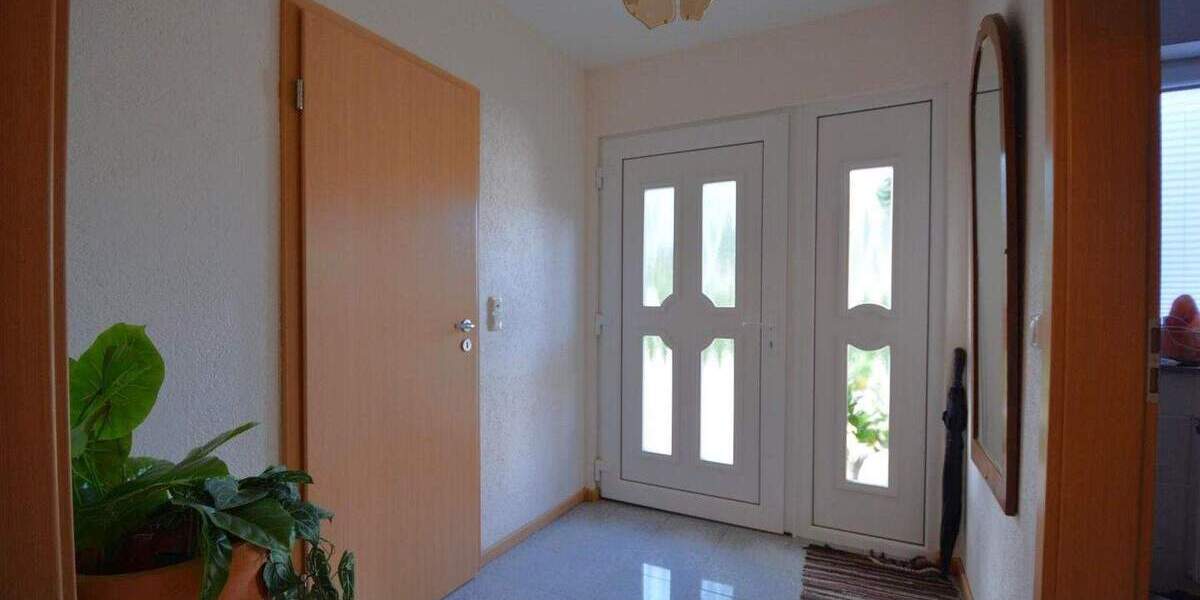 Doppelhaushälfte Gerolstein - 5 Zimmer, 112 m&sup2;, 1.300&euro; | Angebot:24632152